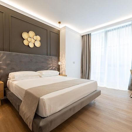 Toledo Relais Suites - By Pera Rooms Collection 나폴리 외부 사진